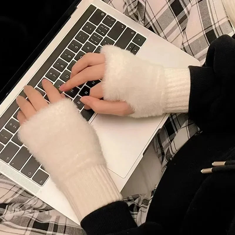 Serona Fleece Fingerless Warmers