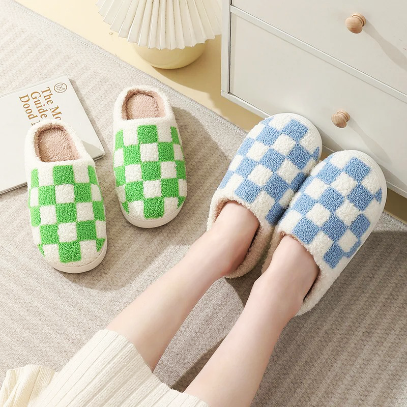 Arlen Plush Slippers